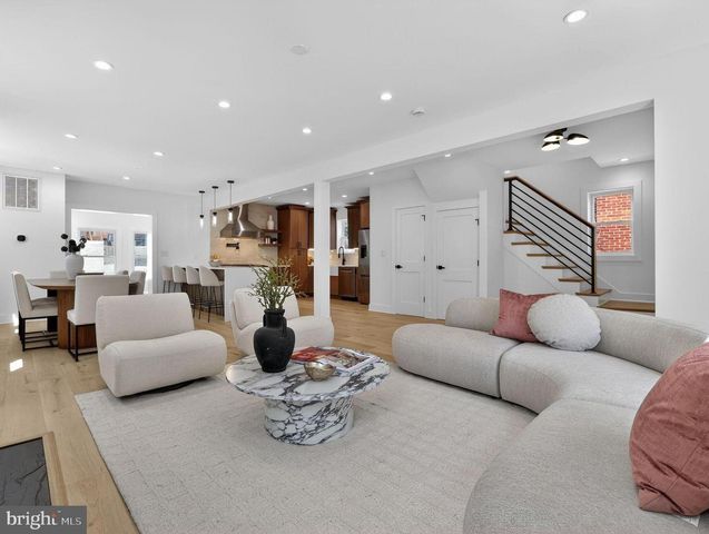 1507 UNDERWOOD ST NW, Washington, DC 20012