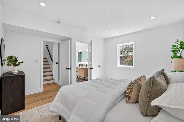 1507 UNDERWOOD ST NW, Washington, DC 20012