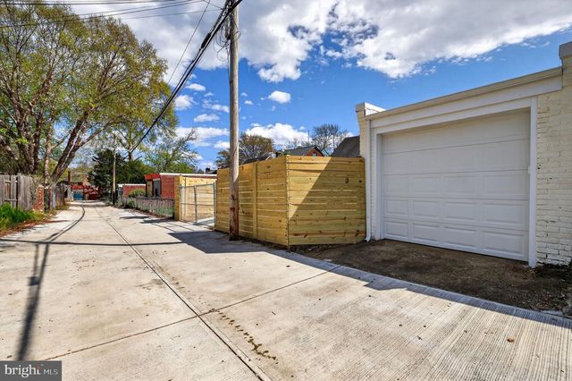 1507 UNDERWOOD ST NW, Washington, DC 20012
