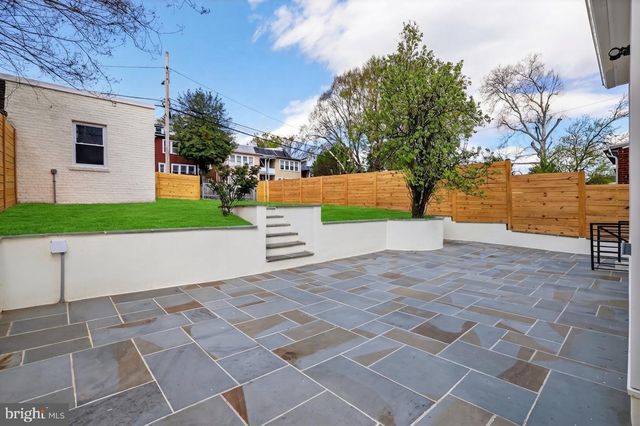 1507 UNDERWOOD ST NW, Washington, DC 20012