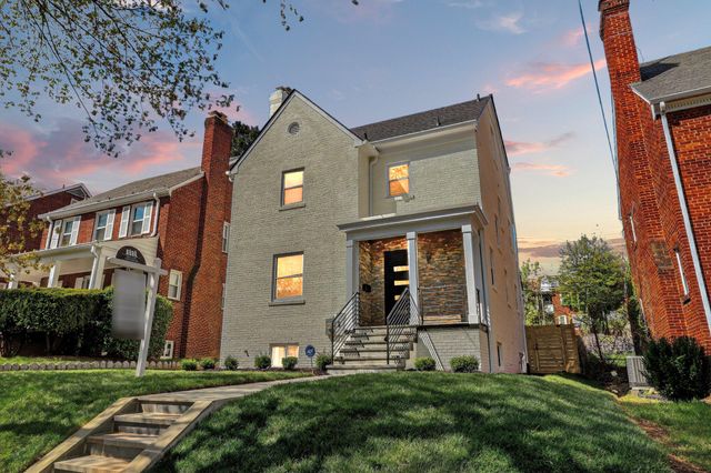 1507 UNDERWOOD ST NW, Washington, DC 20012