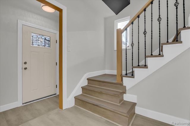 16891 Sorrento Street, Detroit, MI 48235