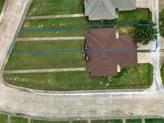 703 Inglewood Trail, Desoto, TX 75115