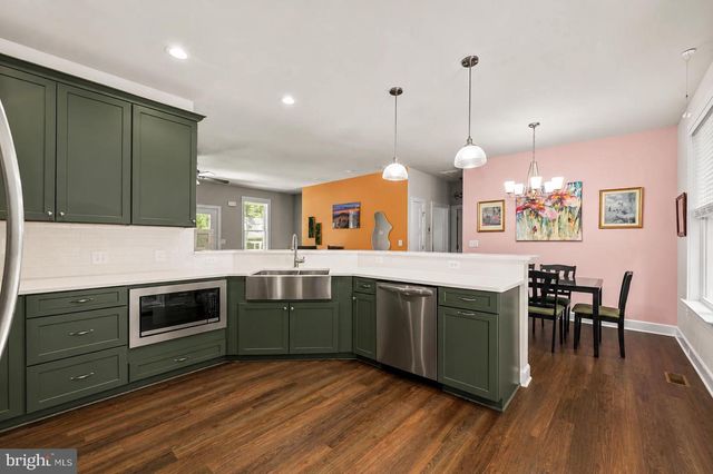 1210 AMHERST AVE, Fredericksburg, VA 22405