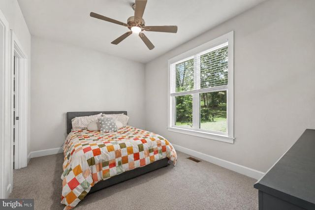 1210 AMHERST AVE, Fredericksburg, VA 22405