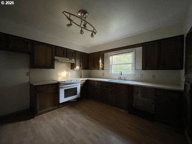 5808 Se LAUREL St, Milwaukie, OR 97222