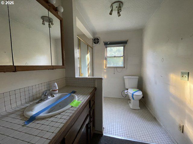 5808 Se LAUREL St, Milwaukie, OR 97222