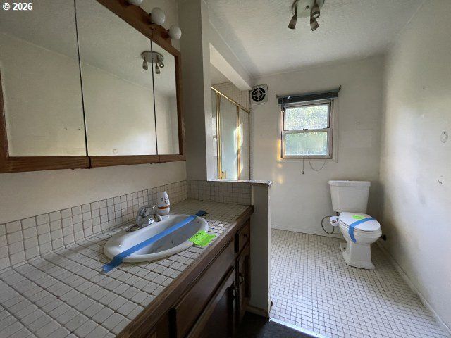 5808 Se LAUREL St, Milwaukie, OR 97222