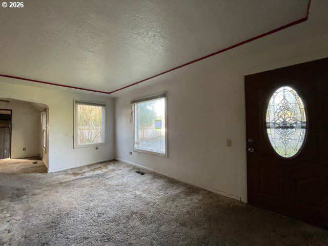 5808 Se LAUREL St, Milwaukie, OR 97222