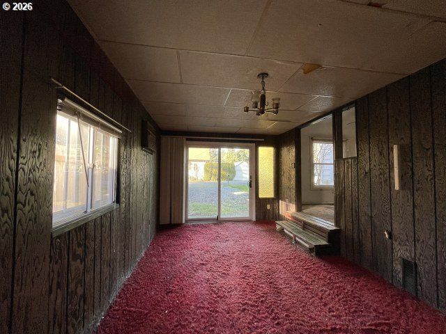 5808 Se LAUREL St, Milwaukie, OR 97222