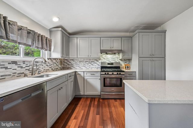 117 GREAT OAK RD, Voorhees, NJ 08043