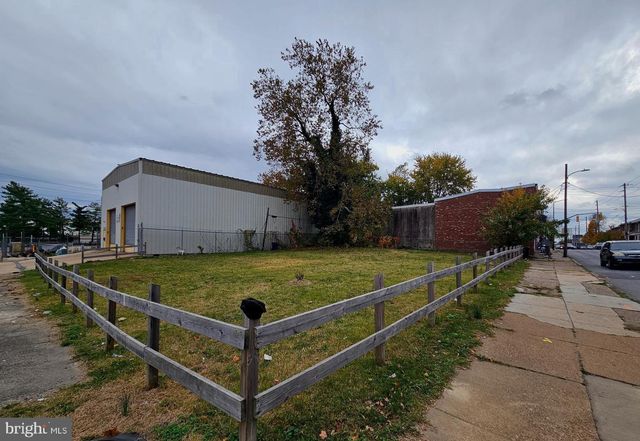 820 N CHURCH ST, Wilmington, DE 19801