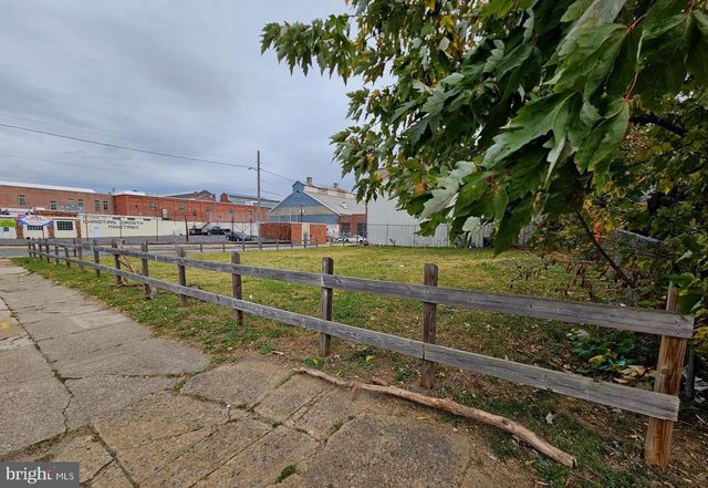820 N CHURCH ST, Wilmington, DE 19801