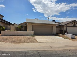 8229 W Yucca Street, Peoria, AZ 85345