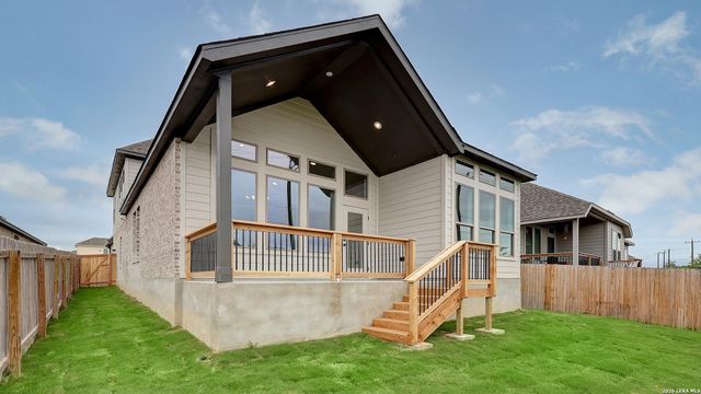 2510 Barkey Springs, San Antonio, TX 78245