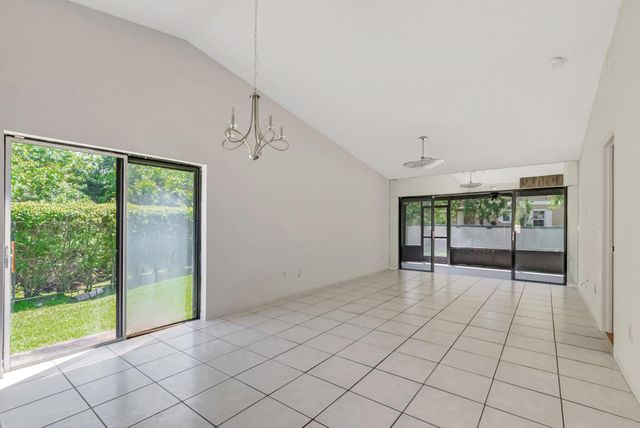 10323 W Boca Bnd W W K1, Boca Raton, FL 33428