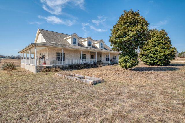 1949 Fm 619, Elgin, TX 78621