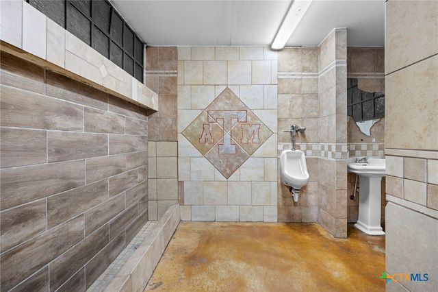 302 W Veterans Memorial Boulevard, Harker Heights, TX 76548