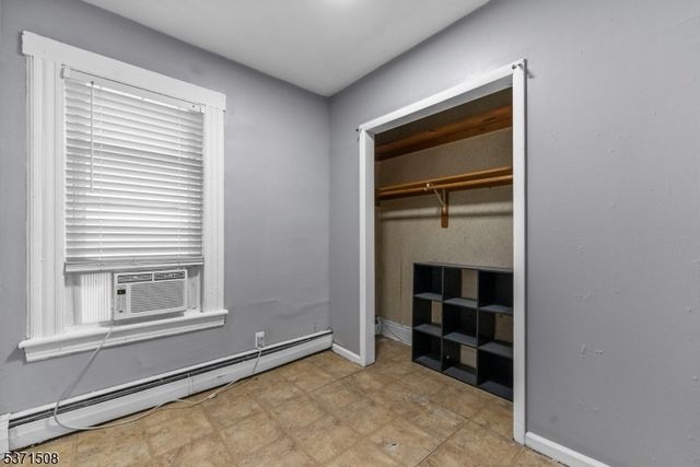 102 Highland Ave, Clifton City, NJ 07011
