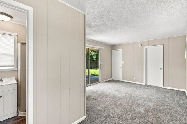 253 N Nelson Ave., Haysville, KS 67060