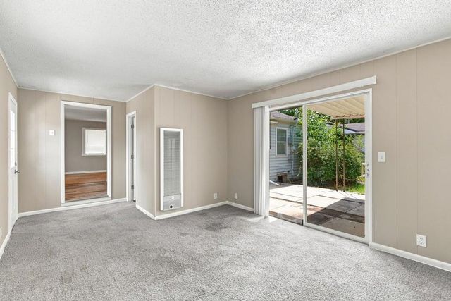 253 N Nelson Ave., Haysville, KS 67060