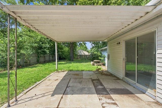 253 N Nelson Ave., Haysville, KS 67060
