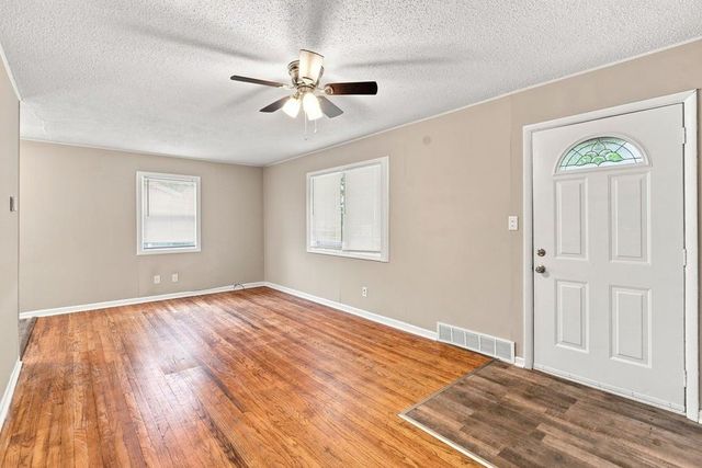 253 N Nelson Ave., Haysville, KS 67060