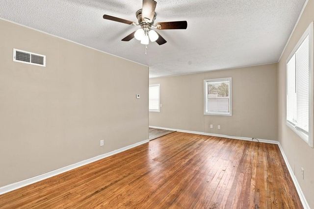 253 N Nelson Ave., Haysville, KS 67060