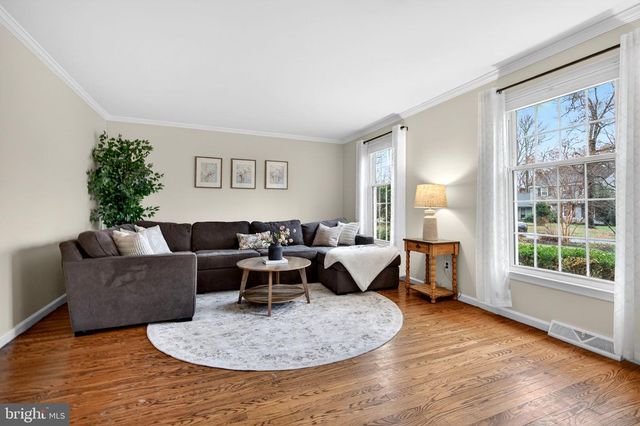 211 SUNNY JIM DR, Medford, NJ 08055