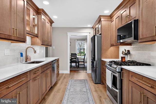 211 SUNNY JIM DR, Medford, NJ 08055