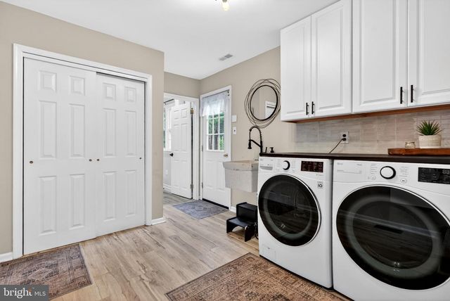 211 SUNNY JIM DR, Medford, NJ 08055