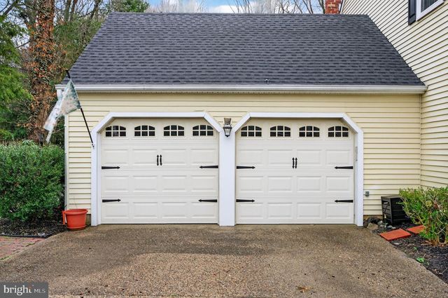 211 SUNNY JIM DR, Medford, NJ 08055