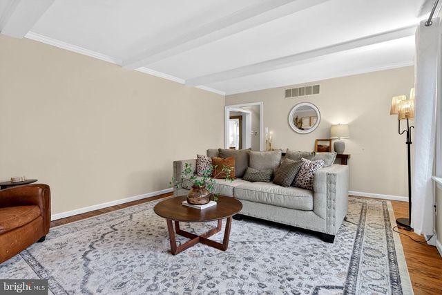 211 SUNNY JIM DR, Medford, NJ 08055