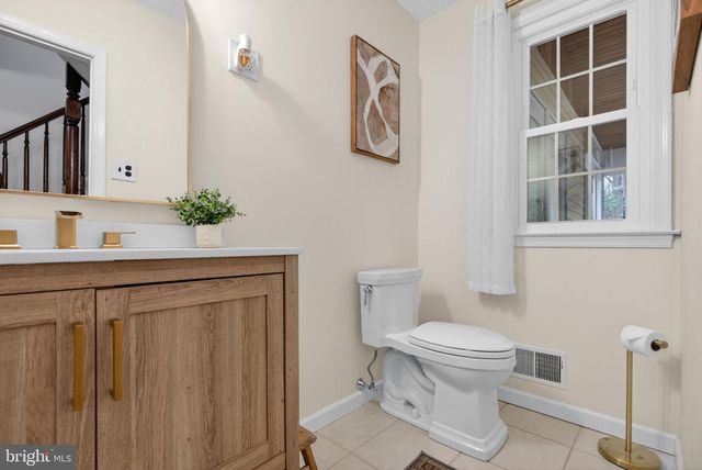 211 SUNNY JIM DR, Medford, NJ 08055