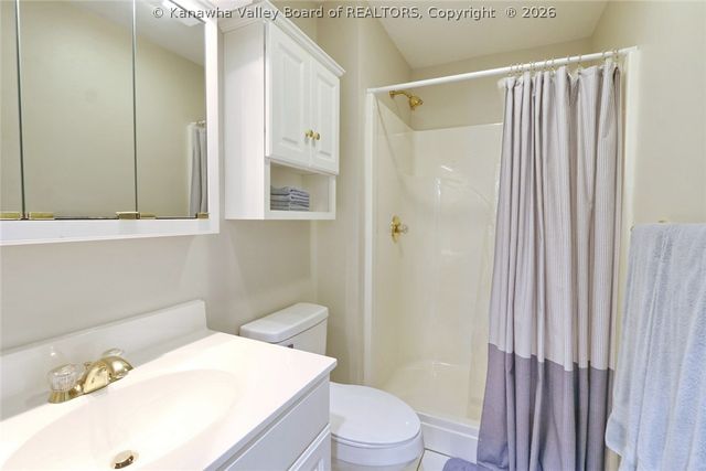 205 Georgetown Place, Charleston, WV 25314