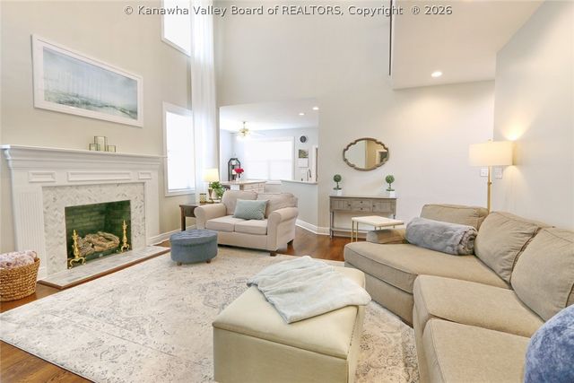 205 Georgetown Place, Charleston, WV 25314
