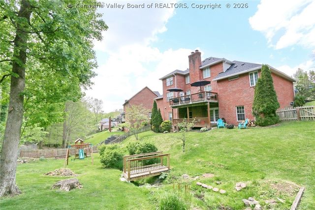 205 Georgetown Place, Charleston, WV 25314