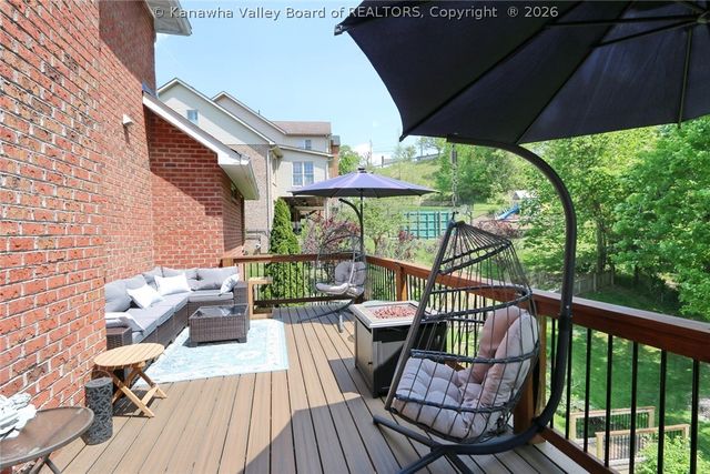 205 Georgetown Place, Charleston, WV 25314
