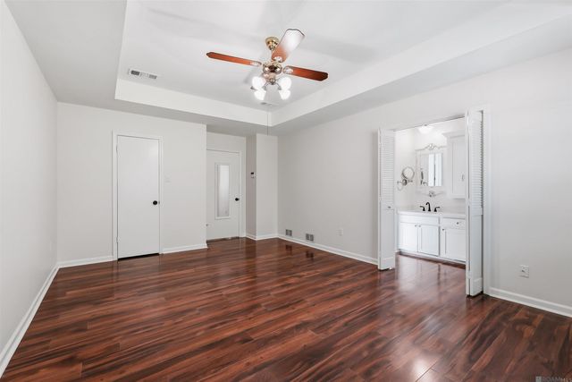 15833 Hogenville Ave, Baton Rouge, LA 70817