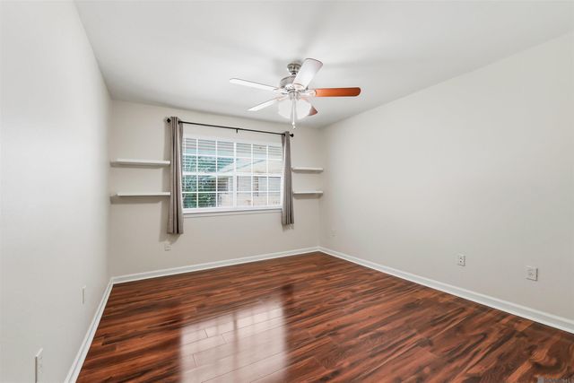 15833 Hogenville Ave, Baton Rouge, LA 70817