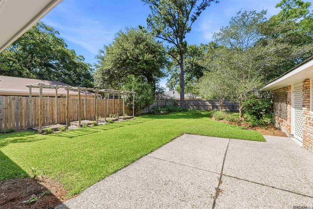 15833 Hogenville Ave, Baton Rouge, LA 70817