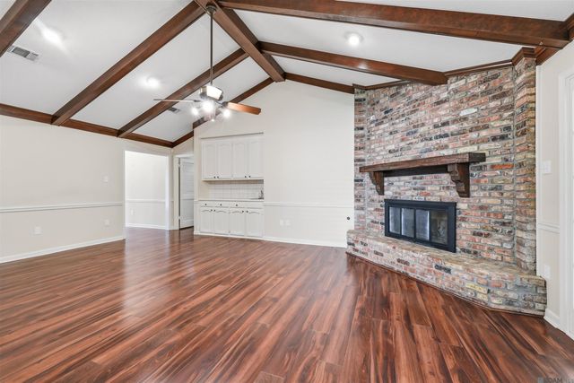 15833 Hogenville Ave, Baton Rouge, LA 70817