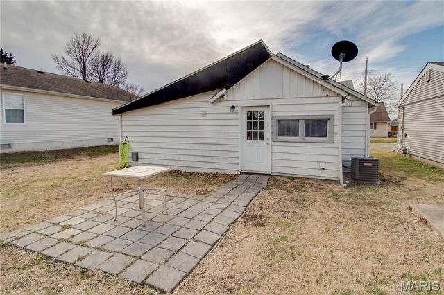 403 Lincoln Avenue, Jerseyville, IL 62052