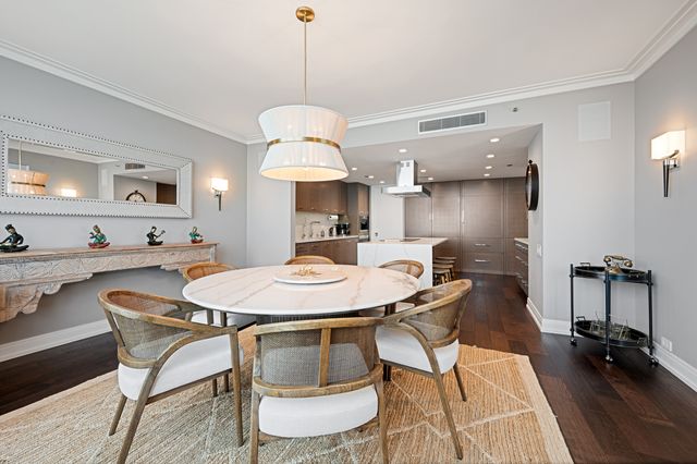 180 E Pearson Street 7203, Chicago, IL 60611