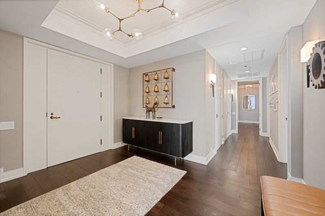 180 E Pearson Street 7203, Chicago, IL 60611