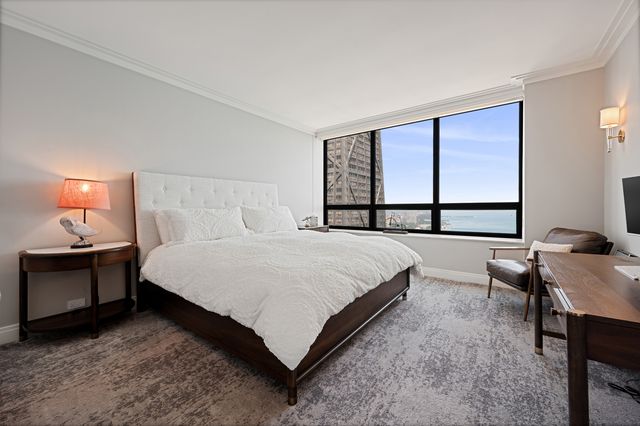 180 E Pearson Street 7203, Chicago, IL 60611