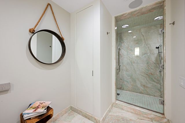 180 E Pearson Street 7203, Chicago, IL 60611