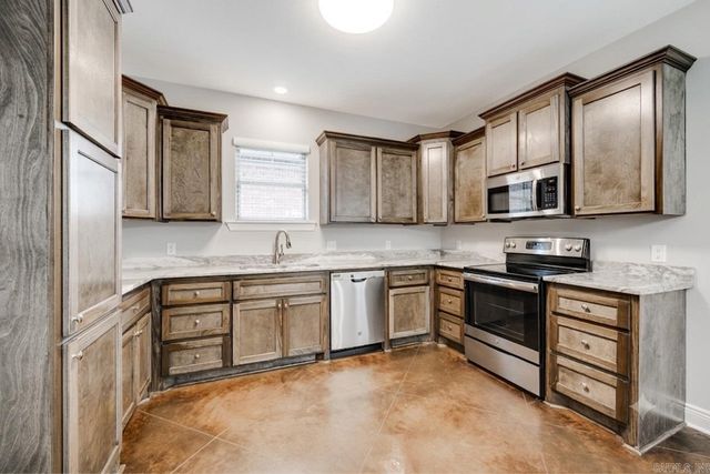 1525 Cherry Bark Drive, Conway, AR 72034