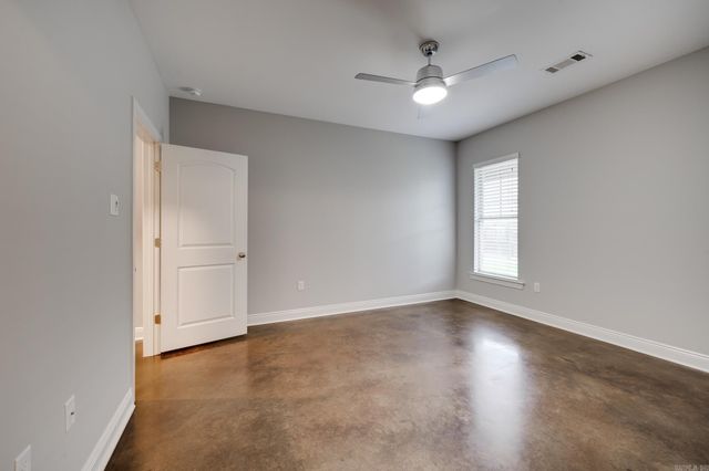 1525 Cherry Bark Drive, Conway, AR 72034