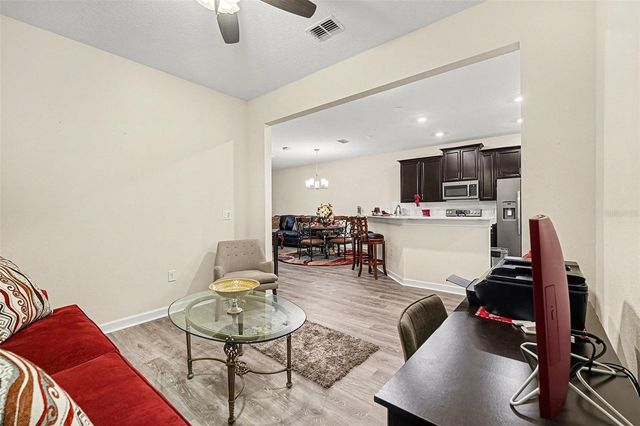 1183 TRAPPERS TRAIL LOOP, Davenport, FL 33896